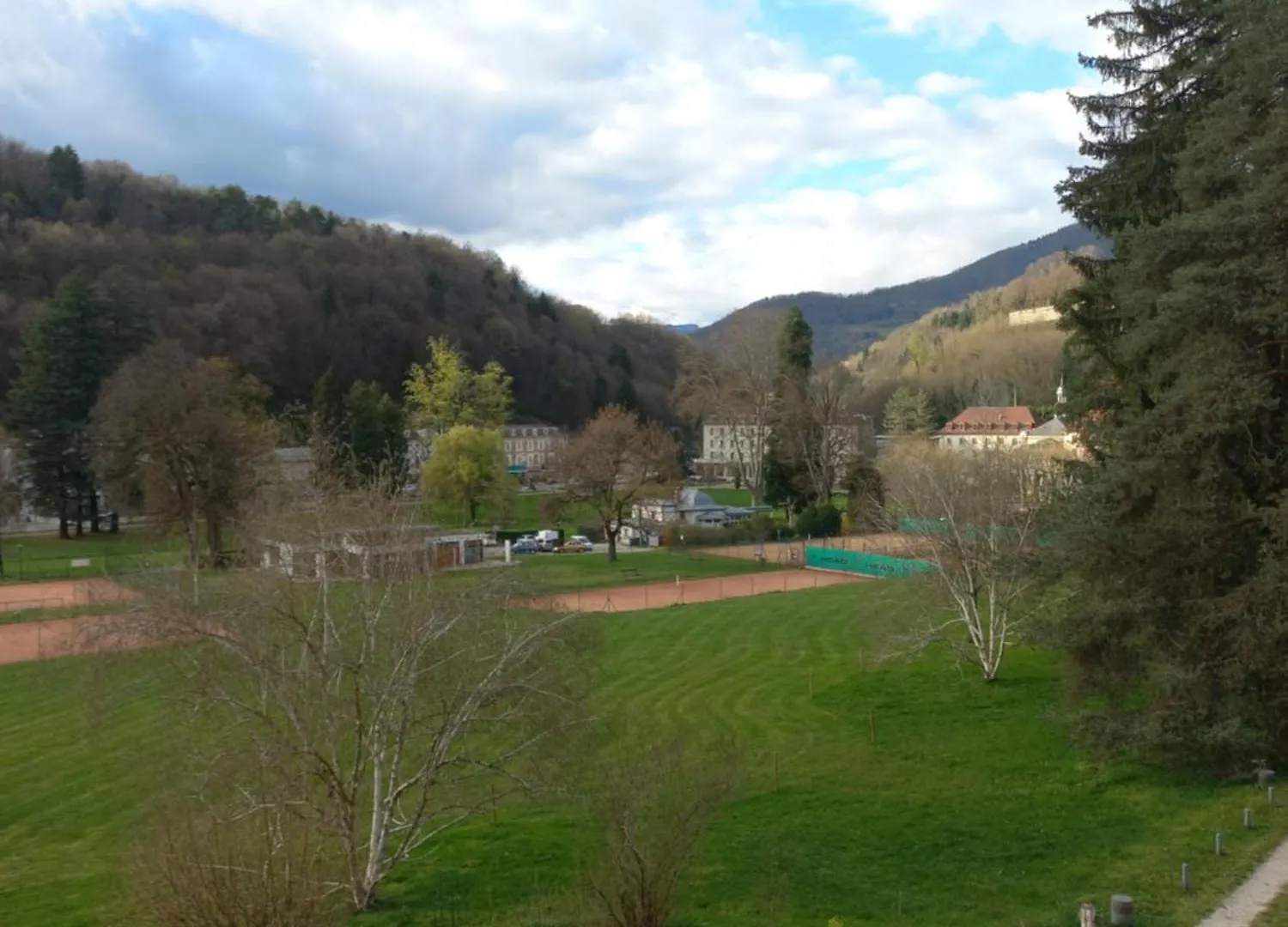 Residence Du Parc Saint-Martin-dʼUriage Γαλλία